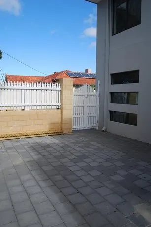 Homy House - Image 1