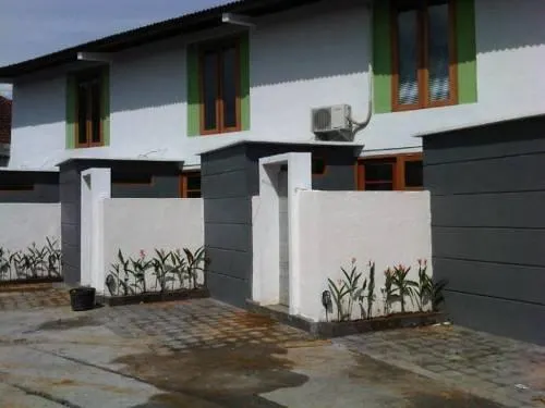 Studio8 - Image 1