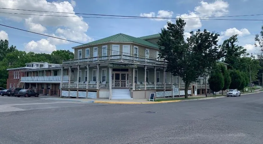 Original Springs Hotel - Image 1