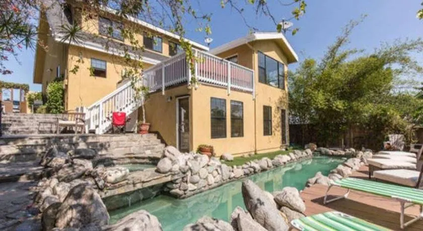 Lg BEACH Home, POOL, Hot Tub, Close to Beaches & Downtown El Segundo Beach - Image 1
