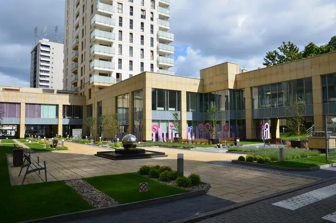 NOCLEGI GDAŃSK CENTRUM - QUATTRO TOWERS - Image 1