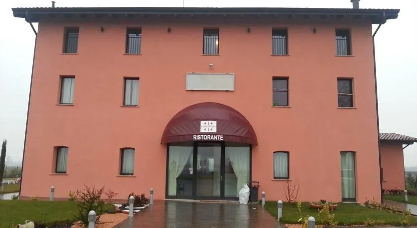 Hotel Hyknusa - Image 1