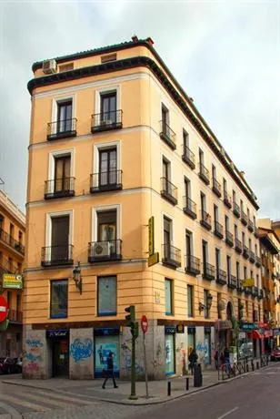 AWA Hostel City Center Madrid - Image 1