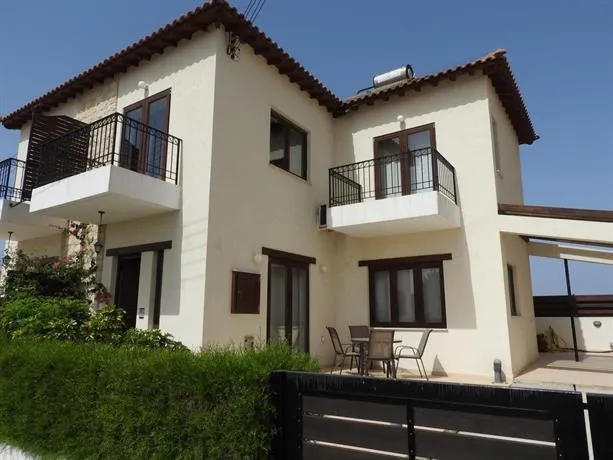 Hill View Villa38 - Image 1