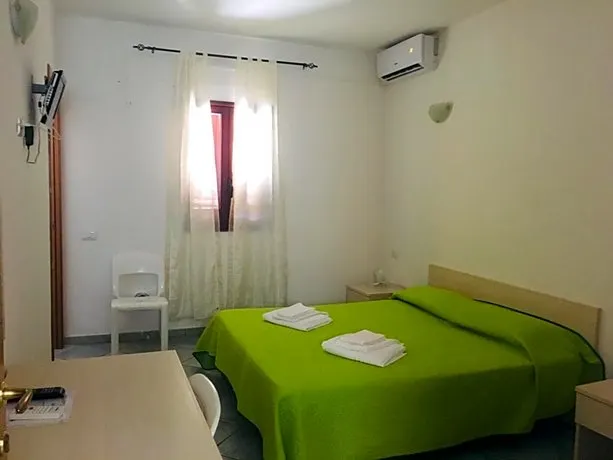 Hotel Villamarina - Image 1