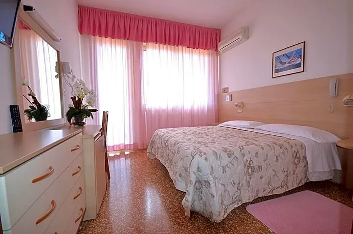 Hotel Silver - Image 1