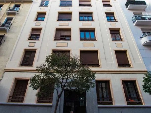 MIT House Salamanca Confort I en Madrid - Image 1