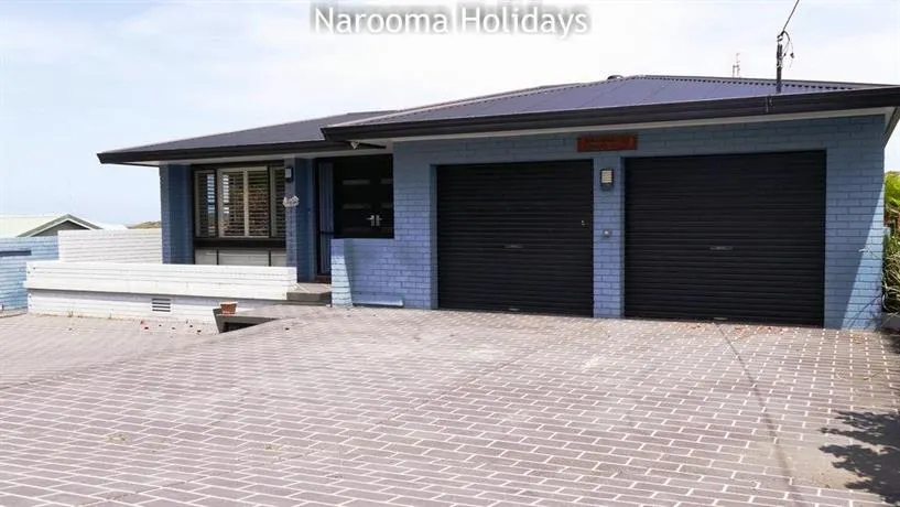 4 Farncombe Ave Narooma - Image 1