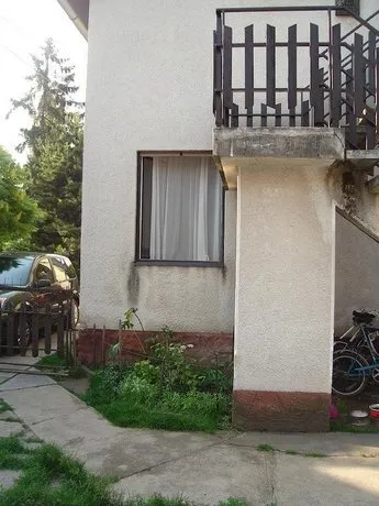 Lilla Apartmanhaz - Image 1