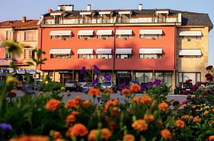 Hotel Par Avion Apriltsi - Image 1