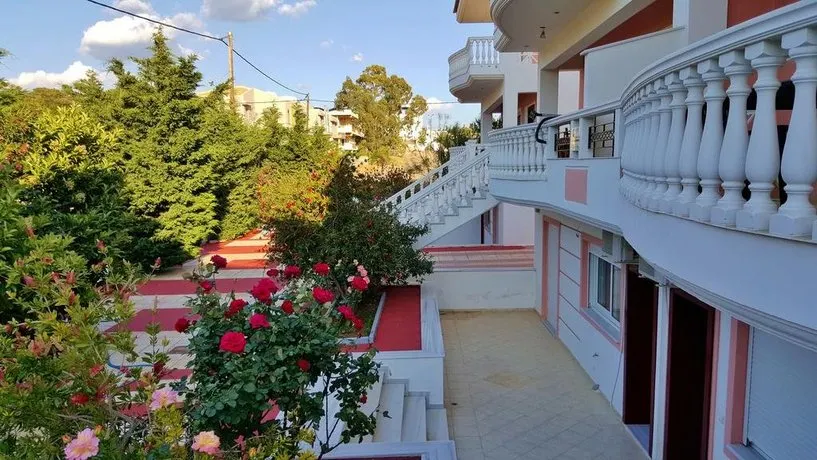 Villa Georgia Loutraki - Image 1