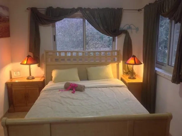 Rave's Accommodation - Image 1