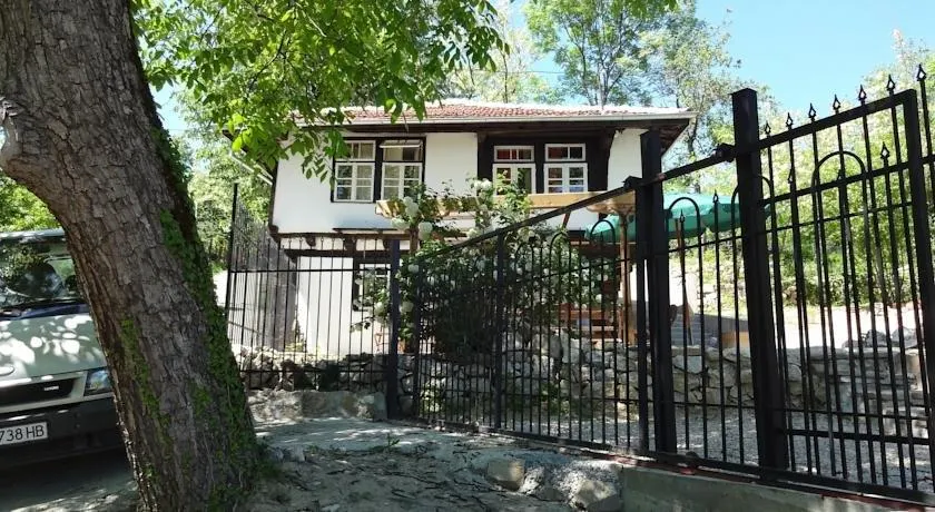 Old House Lisec - Image 1