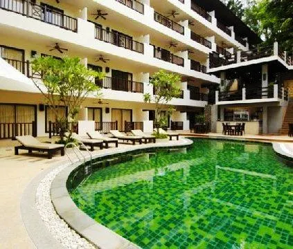 Surin Gate Hotel Phuket - Image 1