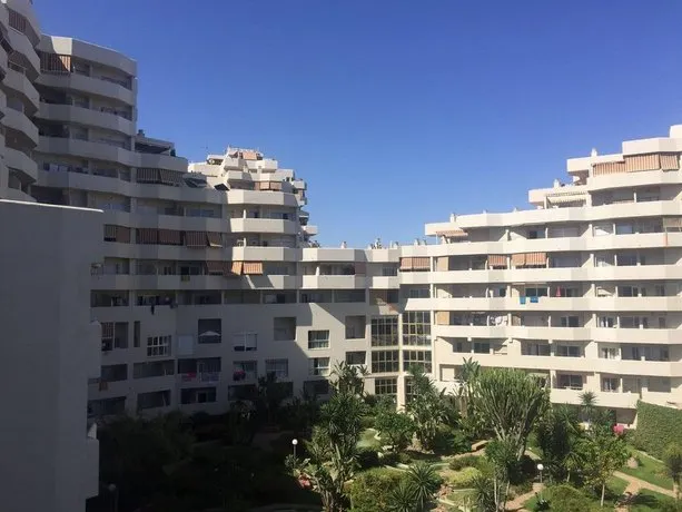 Benal Beach Apartments - Image 1