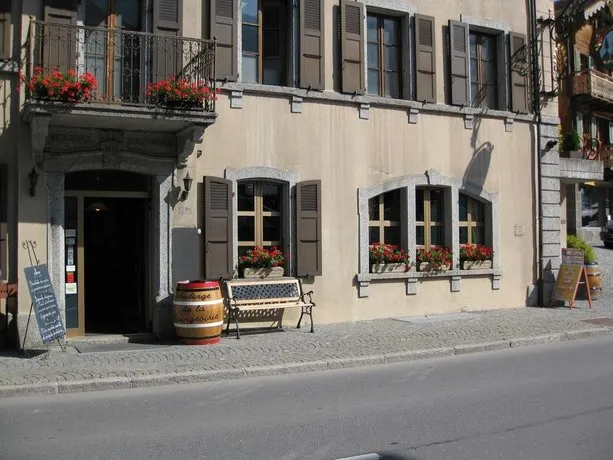 Auberge De La Bourgeoisie - Image 1