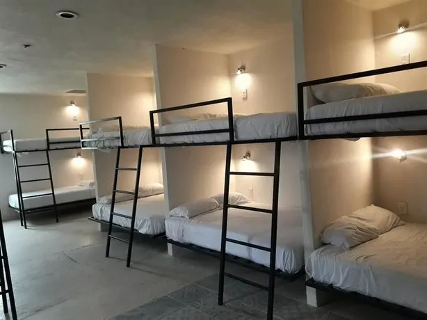 Hostal Inn - Image 1