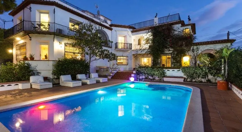 Villa Alicia - Image 1