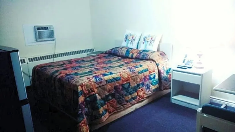 Leisure Motel - Image 1