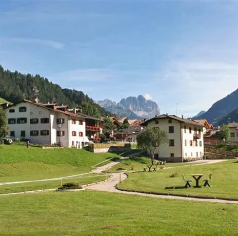 Hotel Val Di Fassa - Image 1