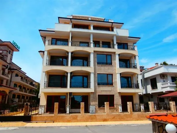 Villa Ravda - Image 1