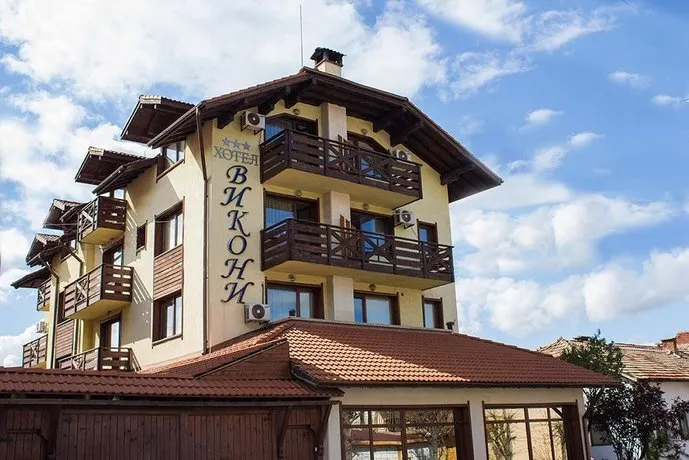 Vikoni Family Hotel - Image 1