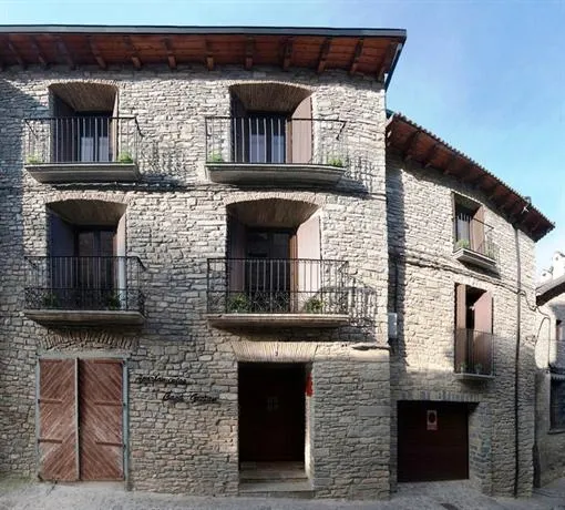 Casa Gistau - Image 1