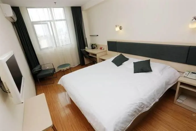 Motel 168 Nanjing Jiangning Shangyuan Street Wanda Plaza Hotel - Image 1