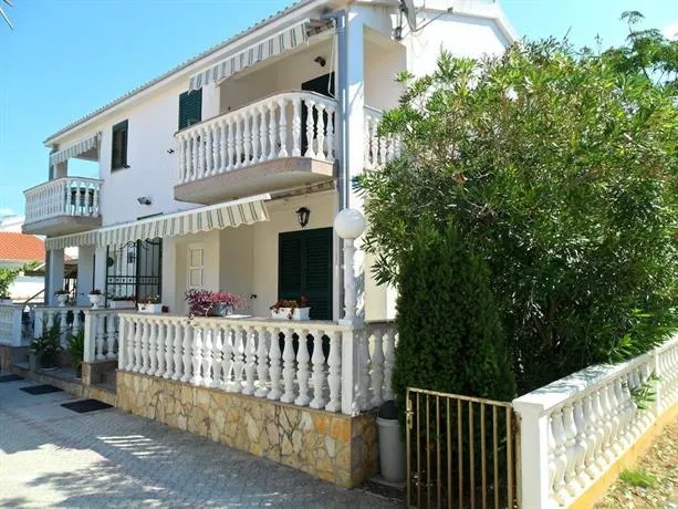 Apartments Trusic - Image 1