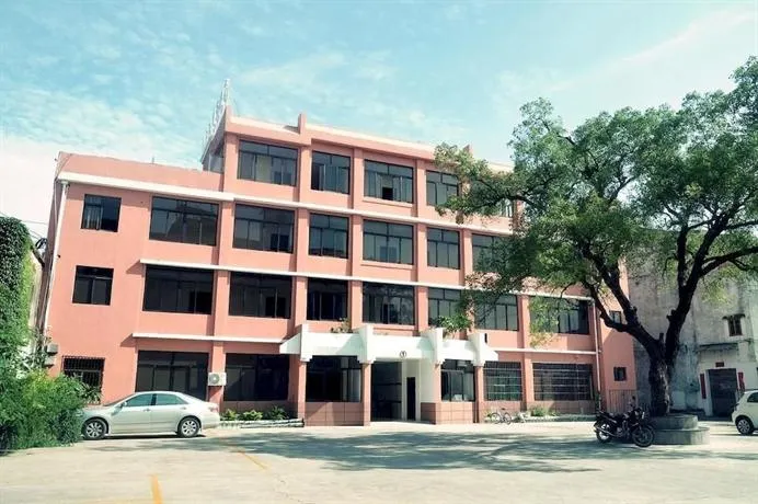 Beihai Jinhai Traders Hotel - Image 1