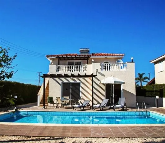 Coral Bay Beach Breeze Villa - Image 1