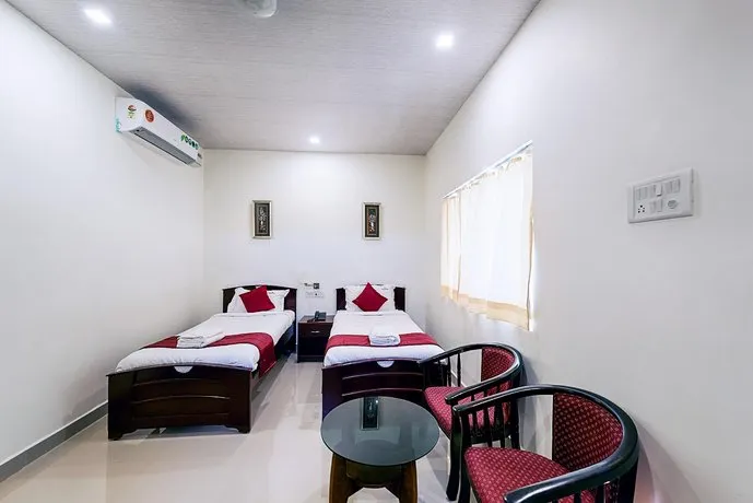 VARUNA INN BANQUETS & RESORT - Image 1