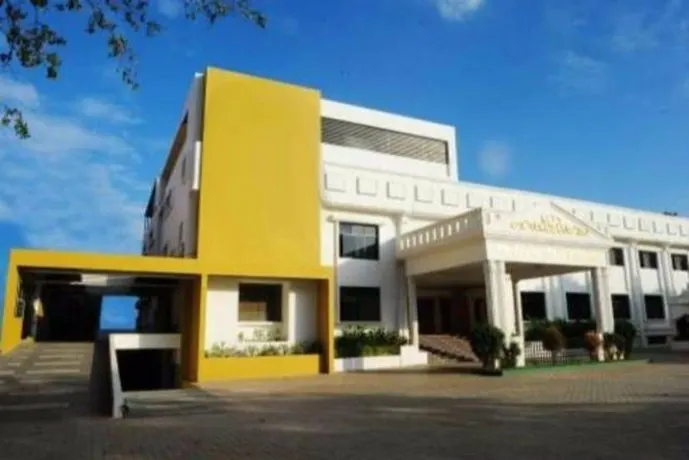 Vista Rooms At Ramanuja Road - Image 1