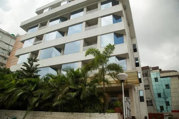 OYO Premium Station Road Ranchi - Image 1