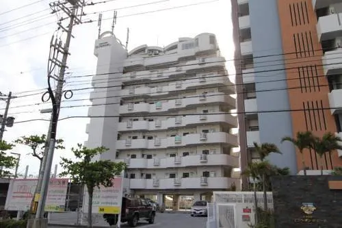 Superior Hotel - Image 1