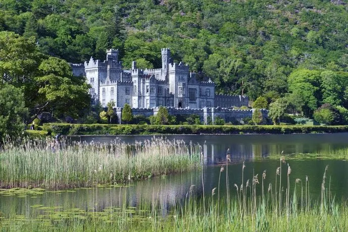 Clifden Eco Beach Camping & Caravanning Park - Image 1