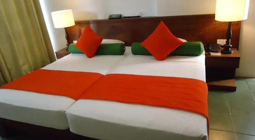 Kandalama Kings Resort - Image 1