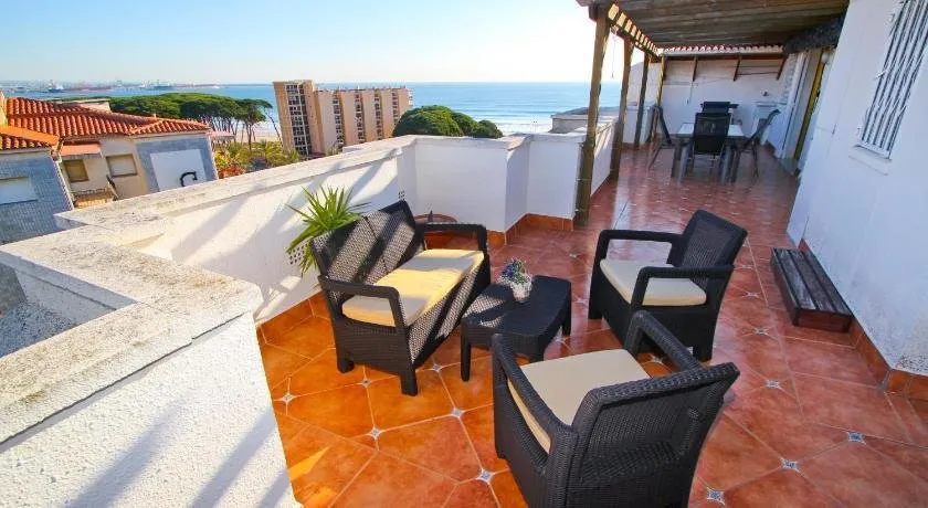 Neia Apartment Planet Costa Dorada - Image 1