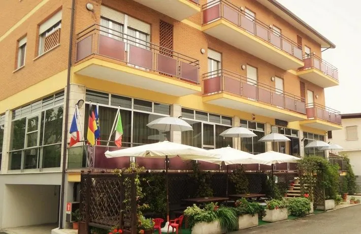 Hotel Eugenio - Image 1
