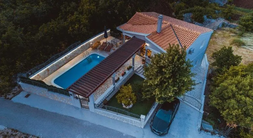 Villa Imota - Image 1