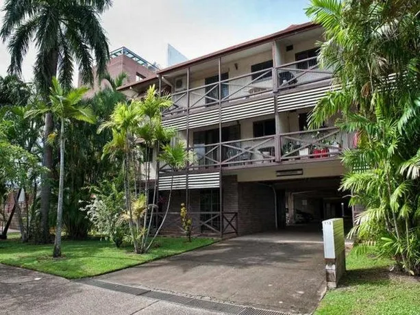 Darwin Esplanade Escape - Image 1