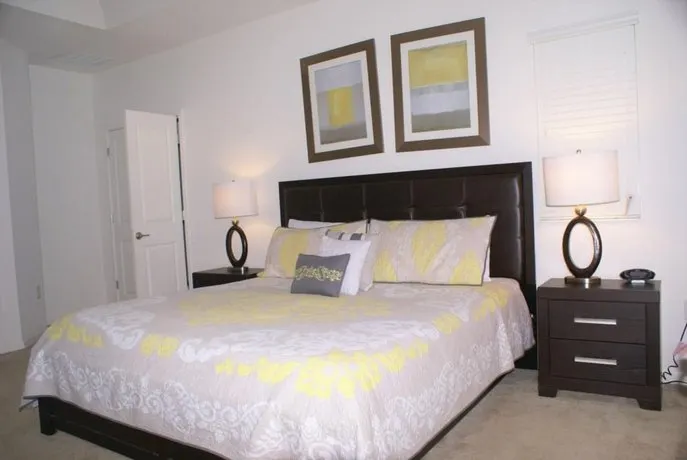 Alamo Vacation Rentals - Greater Orlando Area - Image 1