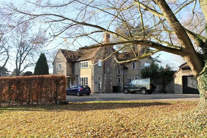 Holton Mill Farmhouse - Image 1
