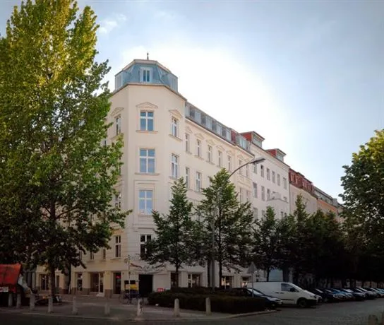 Old Town Apartments Metzer Str. - Image 1
