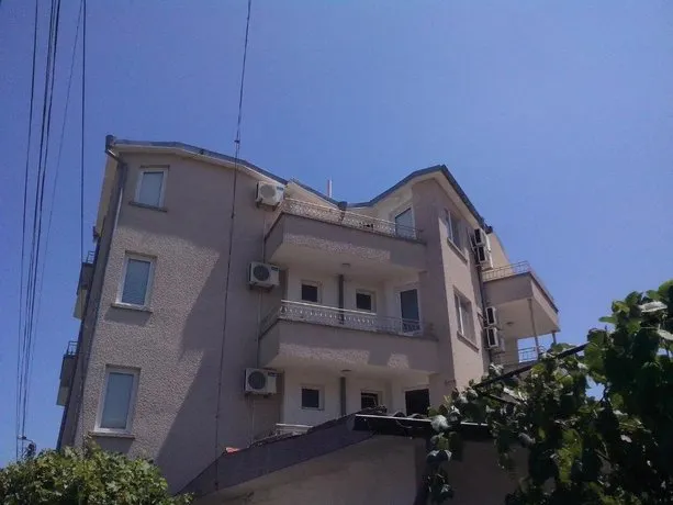 Guest House Krasi - Image 1