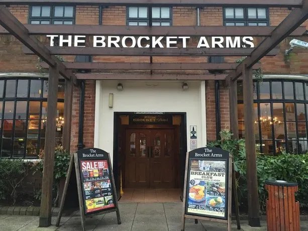 The Brocket Arms - Image 1