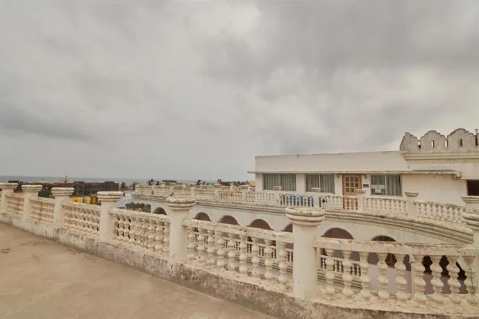 HOTEL SANTANA - Image 1