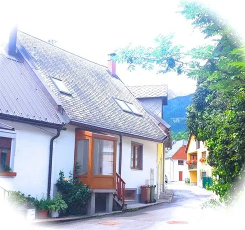 Chalet Floranneve - Image 1