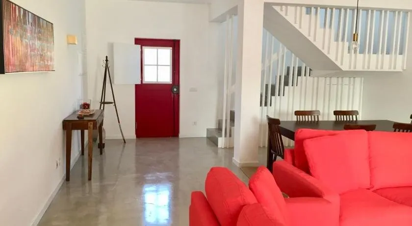 Casa Oliveiras - Image 1