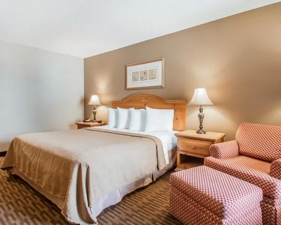 Quality Inn South Springfield - Image 1